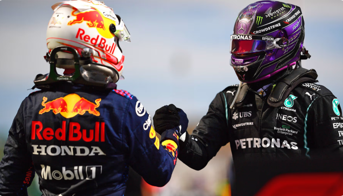 Max Verstappen e Lewis Hamilton em 2021 (2)